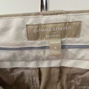 Banana Republic Martin fit khaki dress pants size 8